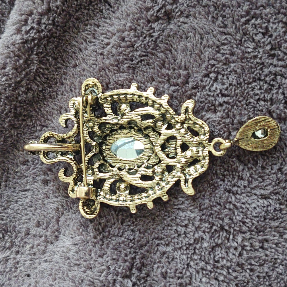 Smokey Rhinestone Medallion Brooch - Picture 3 of 4